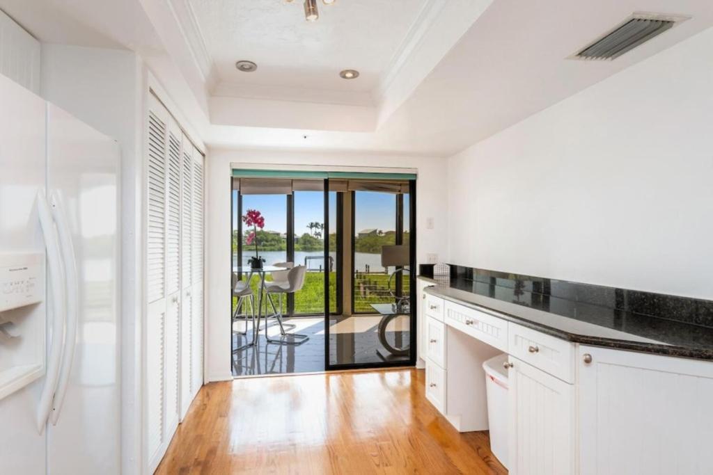 Blue Lagoon Estate Fort Myers Beach Εξωτερικό φωτογραφία