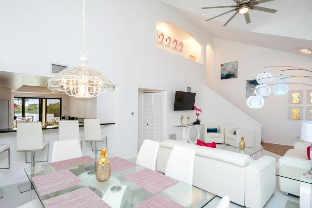 Blue Lagoon Estate Fort Myers Beach Εξωτερικό φωτογραφία